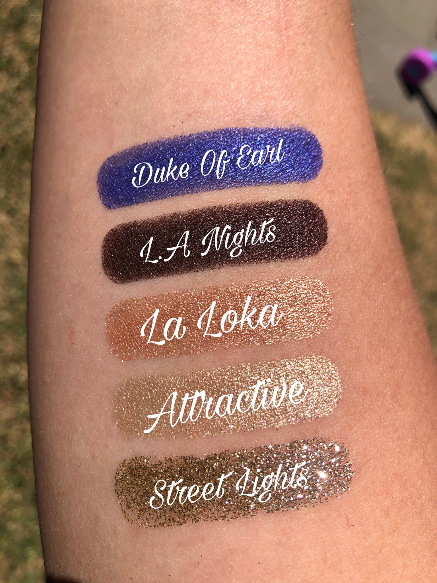 ACTIVE & ATTRACTIVE PALETTE